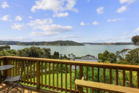 Photo of property in 92 Greenslade Road, Raglan, 3295