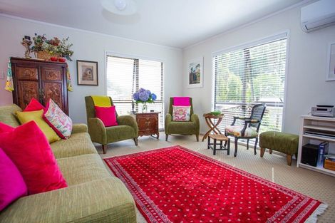 Photo of property in 4 Eliot Place, Leamington, Cambridge, 3432