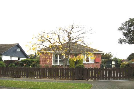 Photo of property in 6 Paddington Street, Northcote, Christchurch, 8052