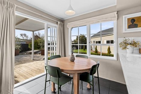 Photo of property in 9 Breadalbane Road, Havelock North, 4130