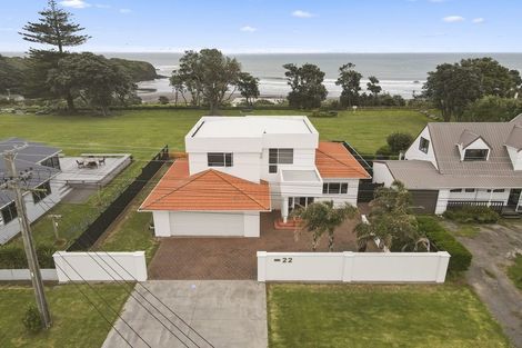 Photo of property in 22 Fox Street, Opunake, 4616