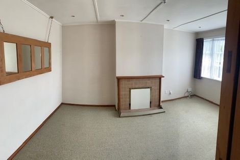 Photo of property in 18 Pilcher Crescent, Naenae, Lower Hutt, 5011