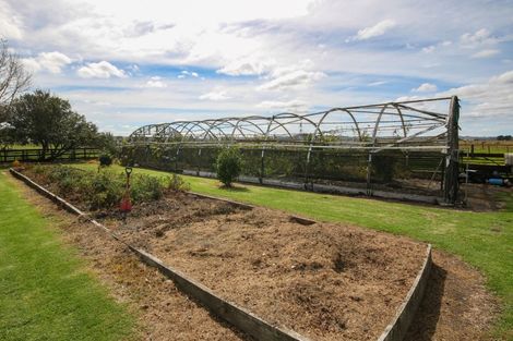 Photo of property in 76 Robertson Road, Ruawai, 0591