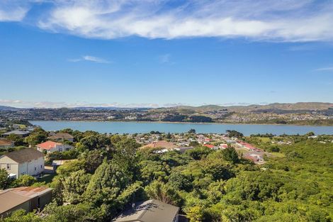 Photo of property in 12 Whenua View, Titahi Bay, Porirua, 5022