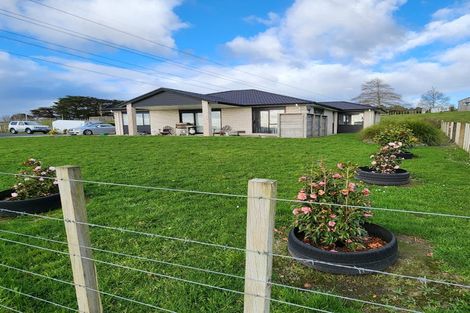 Photo of property in 115 Nixon Road, Taupaki, Henderson, 0782