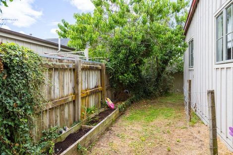 Photo of property in 68a Pembroke Street, Carterton, 5713