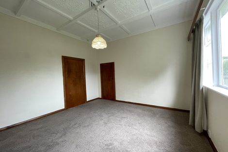 Photo of property in 492 Blockhouse Bay Road, Blockhouse Bay, Auckland, 0600