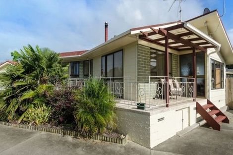 Photo of property in 16a Warriston Avenue, Waiuku, 2123