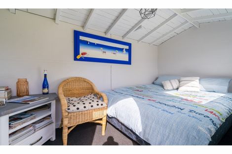 Photo of property in 17 Mihiwaka Road, Long Beach, Port Chalmers, 9081