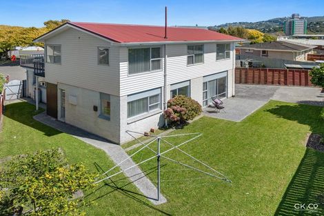 Photo of property in 5 Ferretti Grove, Avalon, Lower Hutt, 5011