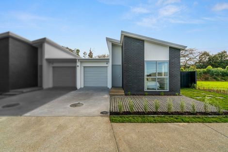 Photo of property in 36 Metoriti Crescent, Karaka, 2124
