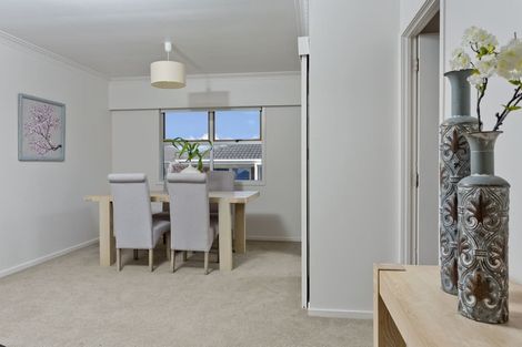 Photo of property in 2/22 Gordon Avenue, Milford, Auckland, 0620