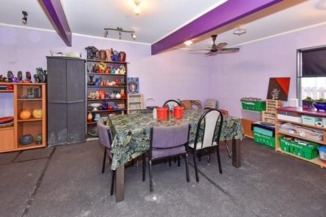 Photo of property in 1/12 Zurich Place, Weymouth, Auckland, 2103