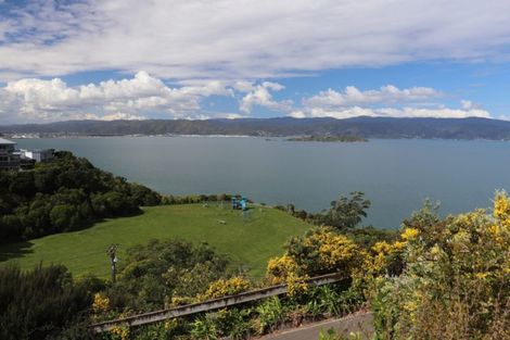 Photo of property in 19 Homebush Road, Khandallah, Wellington, 6035