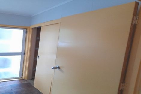 Photo of property in 3/3 Etherton Drive, Weymouth, Auckland, 2103