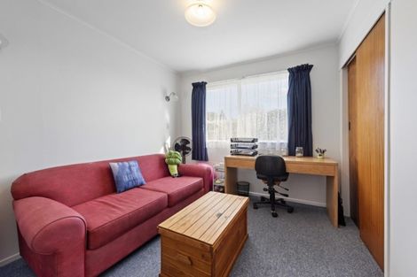 Photo of property in 54 Hillside Drive, Maoribank, Upper Hutt, 5018