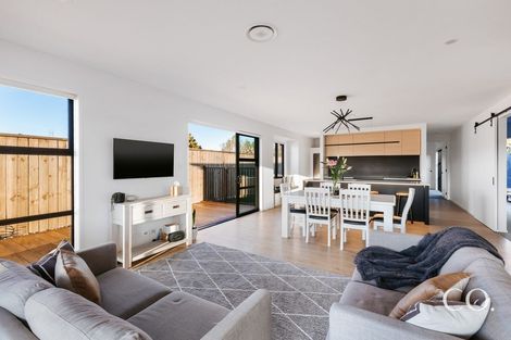 Photo of property in 22 Serenity Drive, Omokoroa, 3114