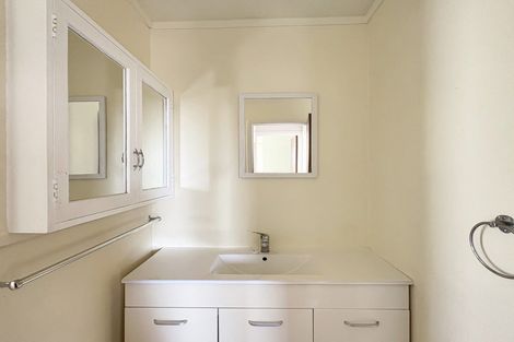 Photo of property in 18 Ridout Street, Maeroa, Hamilton, 3200