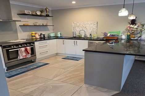Photo of property in 73 Kippenberger Avenue, Rangiora, 7400