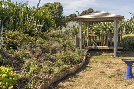 Photo of property in 69-71 Charles Street, Carterton, 5713