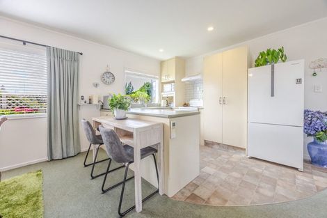 Photo of property in 1/305 Park Road South, Akina, Hastings, 4122