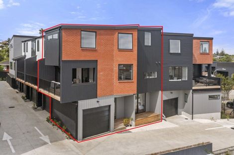 Photo of property in 11/8 Bennett Road, Pakuranga, Auckland, 2010