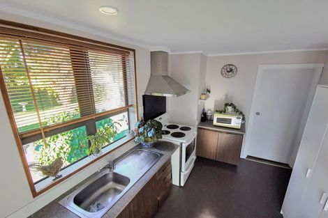 Photo of property in 1 Allardice Street, Dannevirke, 4930