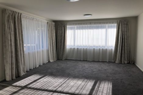 Photo of property in 12 Searells Road, Strowan, Christchurch, 8052