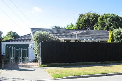 Photo of property in 13 Penguin Street, Southshore, Christchurch, 8062