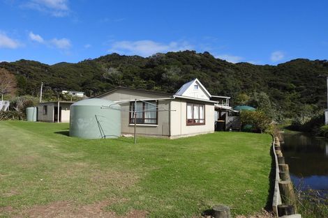 Photo of property in 3 Stony Bay Road, Port Charles, Coromandel, 3584