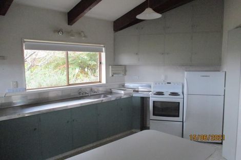 Photo of property in 135 Winara Avenue, Waikanae, 5036