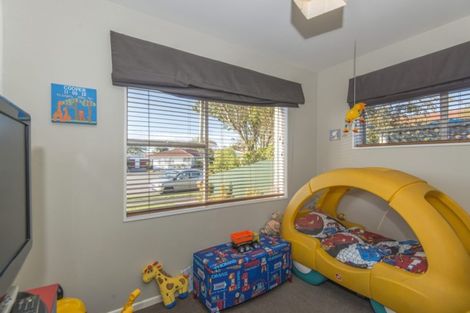 Photo of property in 2/22 Apollo Place, Papanui, Christchurch, 8052
