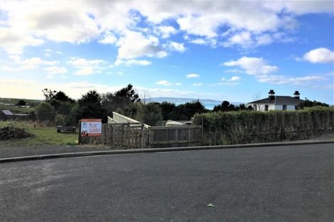 Photo of property in 12 Hill Street, Kaka Point, 9271