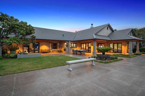 Photo of property in 945 Kahikatea Flat Road, Waitoki, Kaukapakapa, 0871