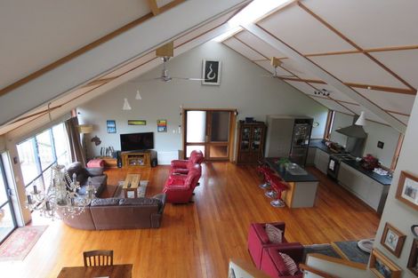 Photo of property in 10 Tokanui-haldane Road, Tokanui, 9884