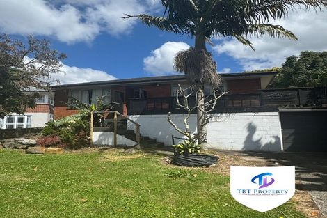 Photo of property in 14 Portadown Avenue, Pakuranga Heights, Auckland, 2010