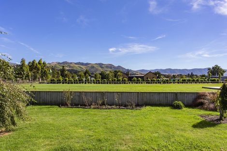 Photo of property in 50 Church Street, Oxford, 7430