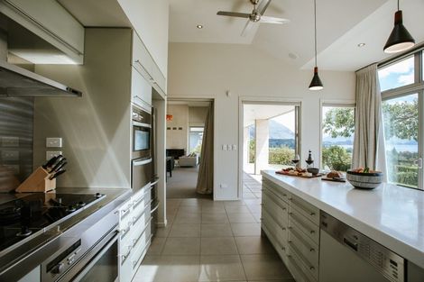 Photo of property in 19 Faulks Terrace, Wanaka, 9305