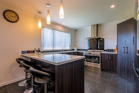 Photo of property in 191 Pacific Drive, Fitzherbert, Palmerston North, 4410