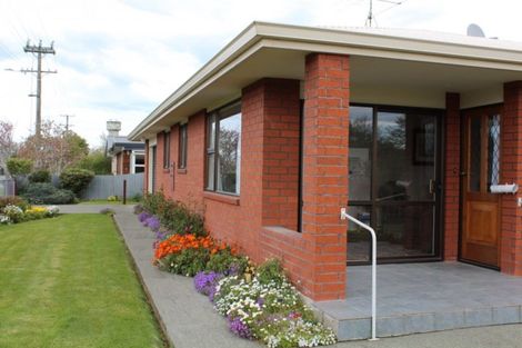 Photo of property in 29 Home Street, Winton, 9720