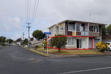 Photo of property in 3/21 Dorset Avenue, Westown, New Plymouth, 4310
