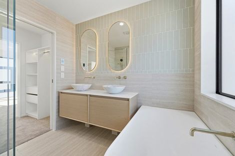 Photo of property in 8 Stanley Avenue, Milford, Auckland, 0620