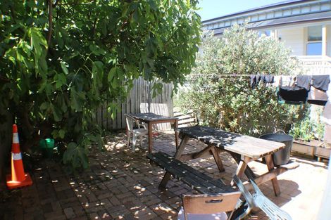 Photo of property in 113 Pirie Street, Mount Victoria, Wellington, 6011