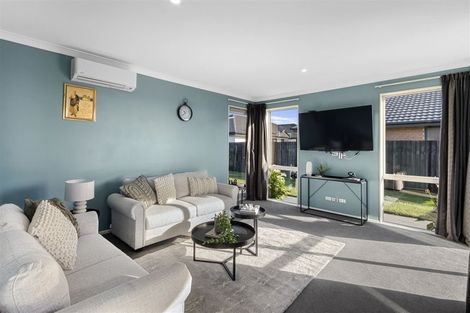 Photo of property in 4 Andesite Drive, Rolleston, 7614