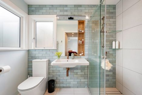 Photo of property in 237 Ohiro Road, Brooklyn, Wellington, 6021