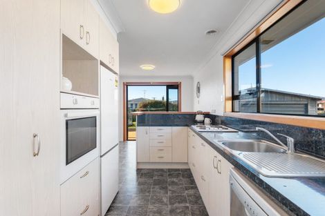 Photo of property in 14 Duff Place, Mosgiel, 9024