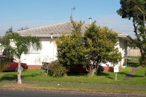 Photo of property in 225 Robertson Road, Mangere East, Auckland, 2024