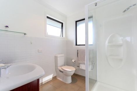 Photo of property in 5 Parkvue Drive, Bell Block, New Plymouth, 4312