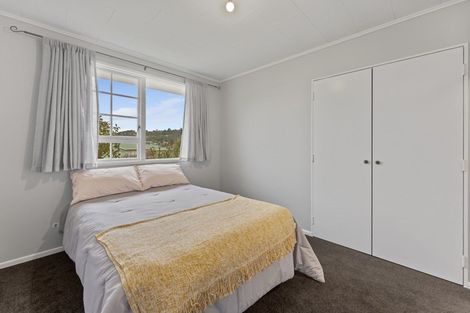 Photo of property in 56 Aniseed Grove, Timberlea, Upper Hutt, 5018
