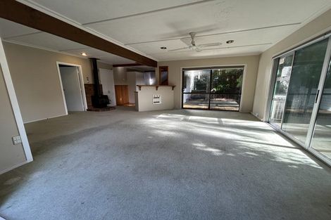 Photo of property in 223 Woodlands Park Road, Titirangi, Auckland, 0604